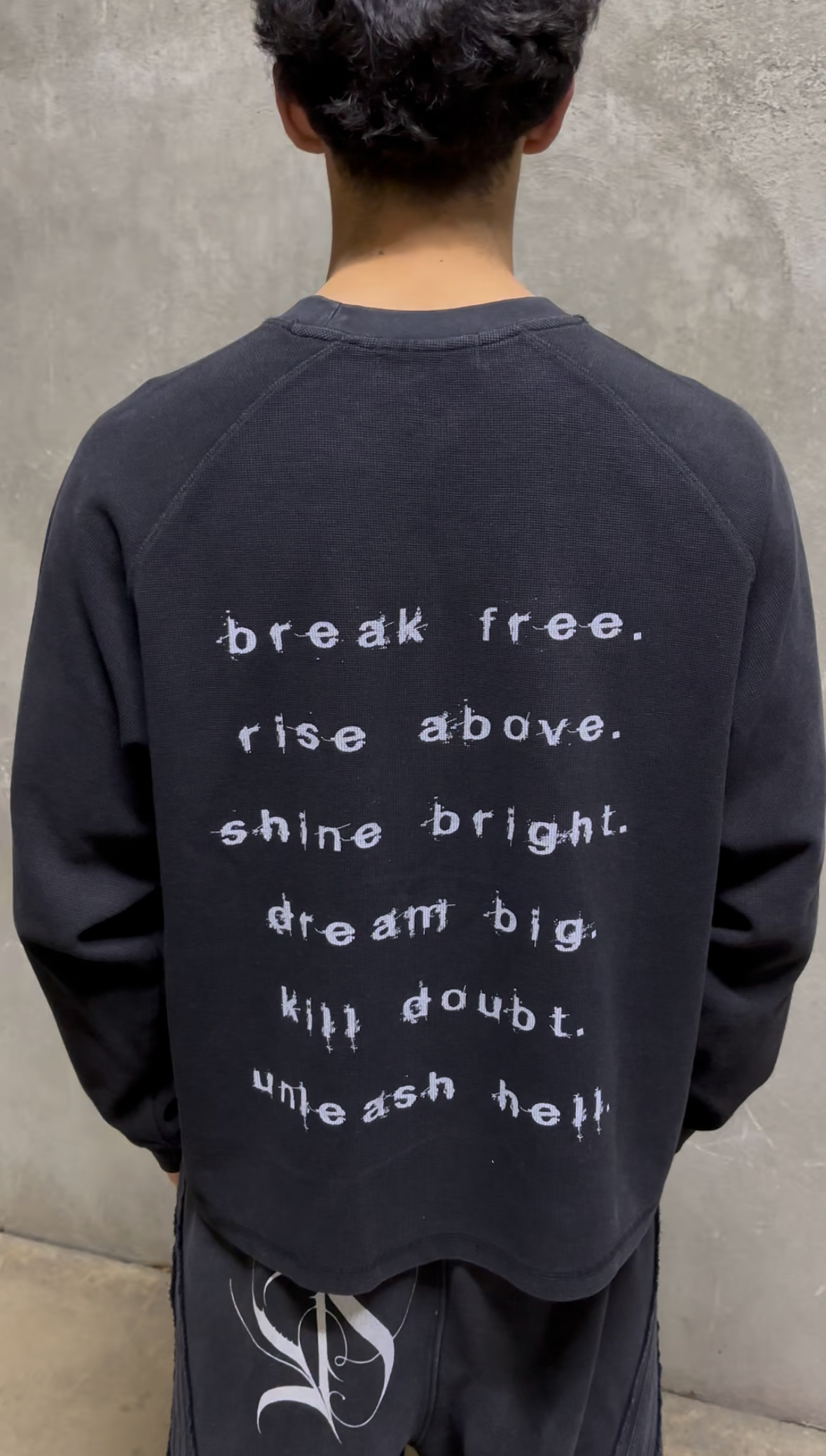 Unleash Hell Thermal (Black)